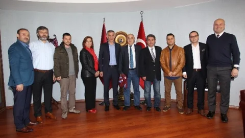 Hacıosmanoğlu: "Bizi İnsanların Sevgisi Tutuyor"