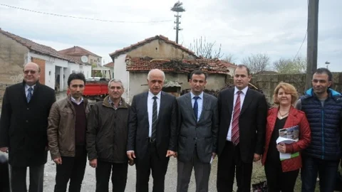 Leylekler Manisa’da Yapay Yuvalara Geldi