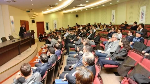 80 Milyar Euro'luk Fonun Fırsatları Gaziantep'te Tartışıldı