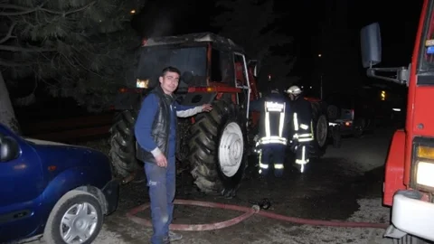 Malkara'da Park Halindeki Traktörde Yangın Çıktı