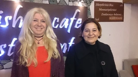 İzmir'de CHP Ön Seçimlerinde Liste Dağıtıldığı İddia Edildi