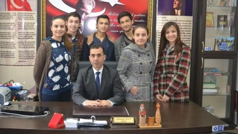 Kula'da Bilişim Öğrencileri Yurtdışında Stajda