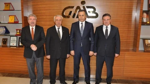 Gaziantep Valisi Yerlikaya'dan GAİB Ziyareti