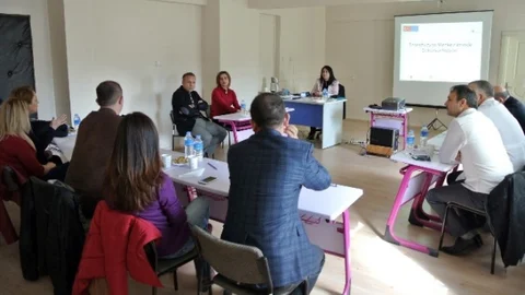 Kırıkkale'de Sağlık Çalışanlarına Eğitim Semineri Düzenlendi