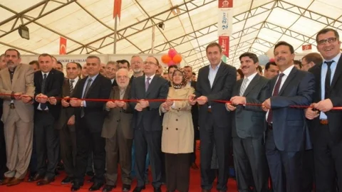 Siirt'te 2. Kitap Fuarı Açıldı