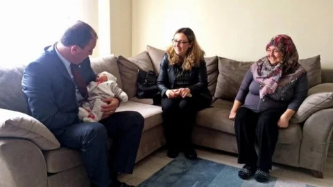 Biga'da Yeni Doğan Bebeklere Sürpriz Hediye