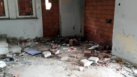 Bandırma'daki Eski Hastaneler Tehlike Oluşturuyor