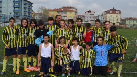 Kapaklıspor U14 Takımı Şampiyon Oldu