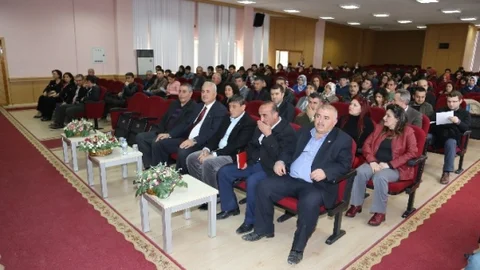 Malatya'da Kayısı Konferansı Gerçekleşti