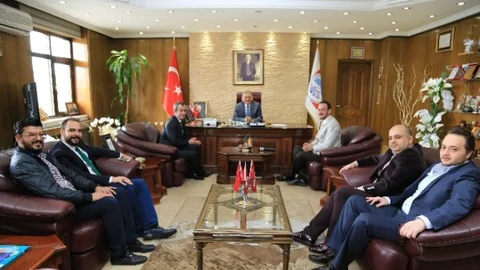 Cafe ve Restoranlar Birliği Melikgazi'yi Ziyaret Etti