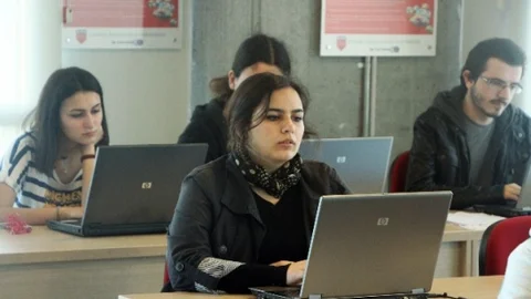 İstanbul Kemerburgaz Üniversitesi'nde Uygulamalı Eğitim Fırsatı