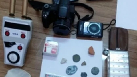 Edirne'de Define Arayanlar Yakalandı