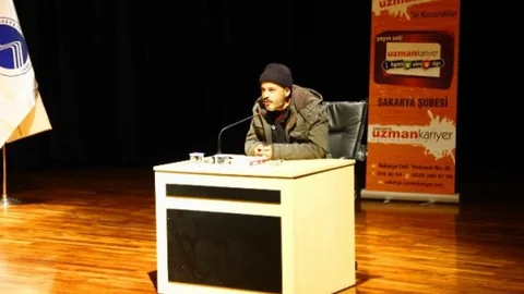 Sakarya'da Bülent Akyürek Söyleşisi