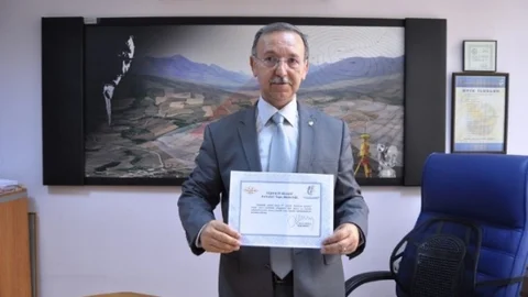 Korkuteli Tapu Müdürlüğü'ne Ödül Verildi