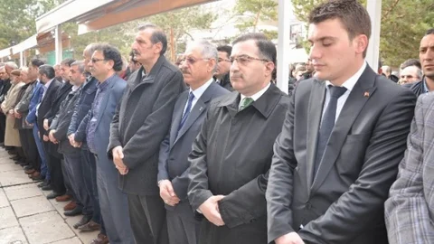 Savcı Mehmet Selim Kiraz İçin Gıyabi Cenaze Namazı Kılındı