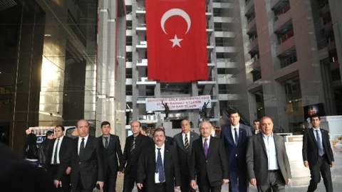 Kılıçdaroğlu'ndan Siyaset Eleştirisi