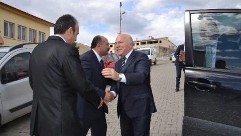 Erzurum'da Muhtarlarla Toplantı