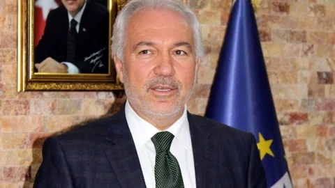 Kütahya Belediye Başkanı Avusturalya'ya Gidiyor