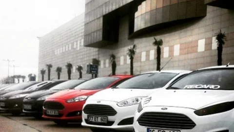 Bursa'da Fiesta Tutkunları Buluştu