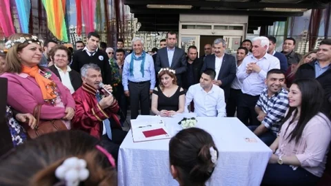 Adana'da Eşsiz Düğün Kutlaması