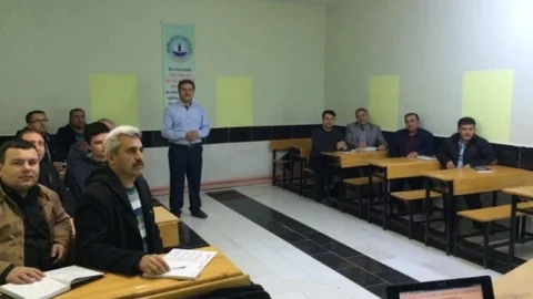 Kütahya'da Kaymakam Osmanlıca Kursuna Katıldı