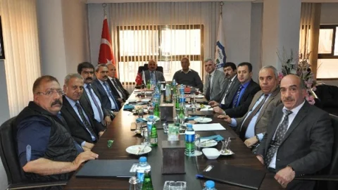 Mezitli'de Esnaf Sorunları Görüşüldü