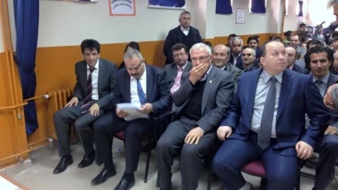 Mehmet Akif Ersoy İlkokulu'na Kütüphane Açıldı