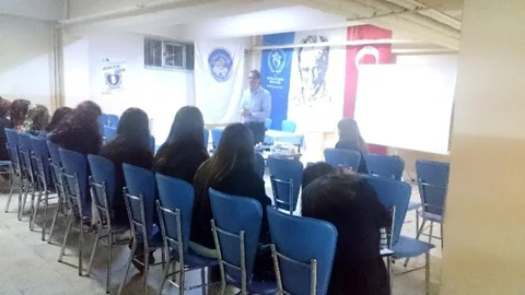Gediz'de Empati Semineri Düzenlendi