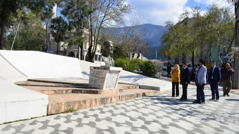 Şehzadeler'de Park Bahçe Çalışmaları İddialı
