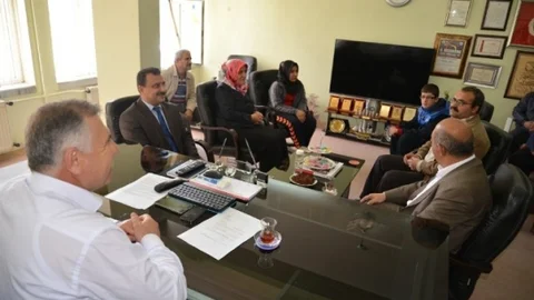 Adıyaman'da Judocular İl Müdürü'nü Ziyaret Etti
