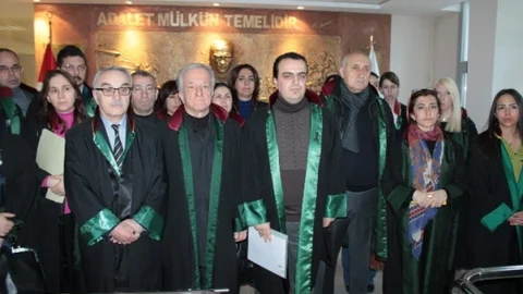 Ereğli'de Avukatlardan Terör Eylemine Tepki