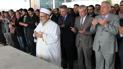 Elazığ'da Gıyabi Cenaze Namazı Kılındı