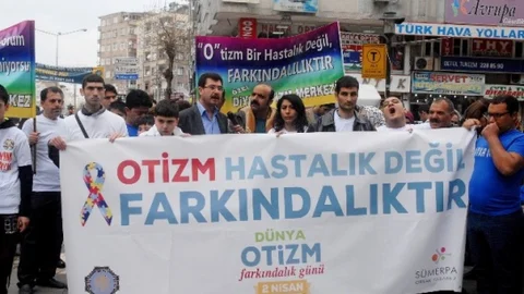 Diyarbakır'da Otizm Farkındalık Yürüyüşü