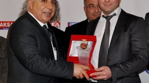 Aksaray'da Gazetecilere Teşekkür Plaketi Verildi
