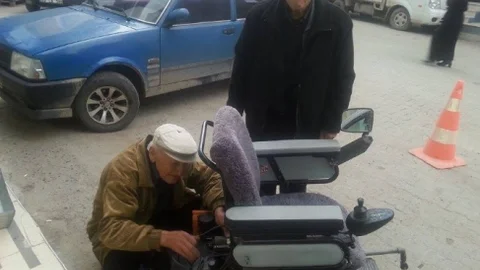 Asım Akgün'ün Teknoloji Yolculuğu