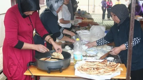 Reyhanlı'da Öğrenciler İçin Kermes Düzenlendi