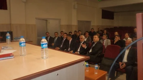 Varto'da Mesleki Eğitim Toplantısı Yapıldı