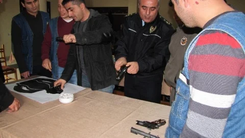 Vezirköprü'de Ormancılara Silah Eğitimi Verildi