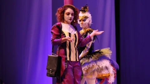 Antalya'da 14 Temsili Sanatseverlerle Buluşuyor