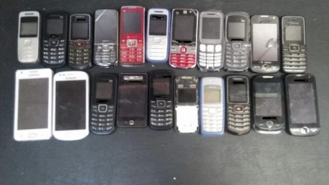 Siirt'te Kaçak Telefon Operasyonu