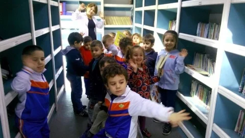 Düzce'de Minik Öğrenciler Kitap Sevgisi Edindi