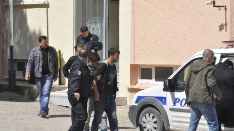 Çanakkale Ayvacık'ta Hırsızlar Yakalandı