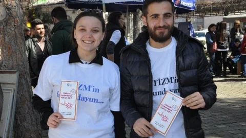 Balıkesir'de Otizm Farkındalık Günü Kutlandı