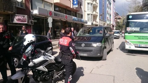 İzmit'te Silah Paniği Yaşandı