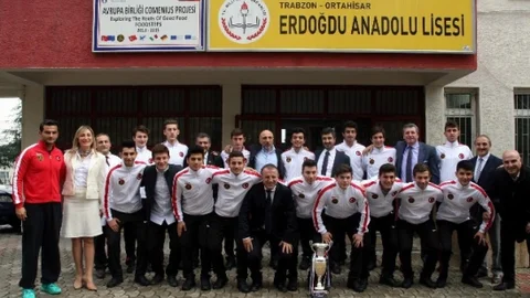 Trabzon Erdoğdu Lisesi'ne Destek Ziyareti