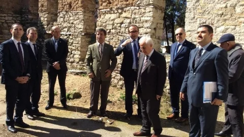 Edirne Vali'si Tarihi Eserleri İnceledi