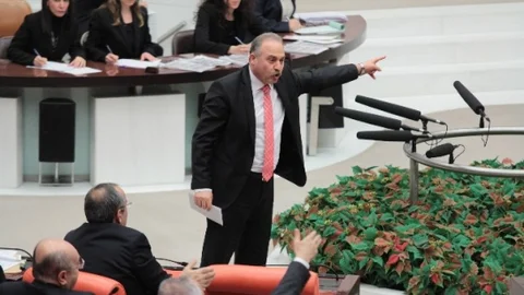 TBMM'de CHP ve AK Parti Tartışması Yaşandı
