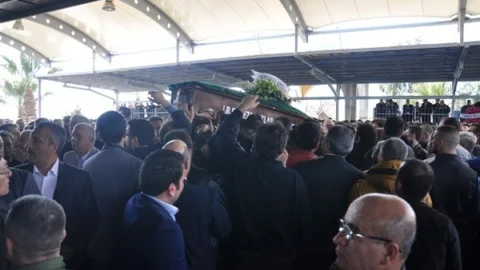 Oğlunun Cenaze Namazını Kıldırdı