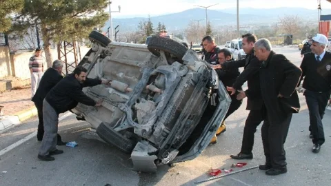 Elazığ'da Ters Dönme Kazası