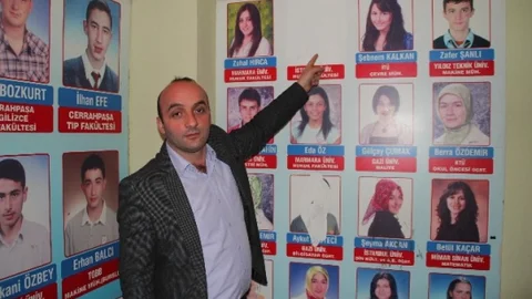 Şafak Yayla'nın Fotoğrafı Kaldırıldı